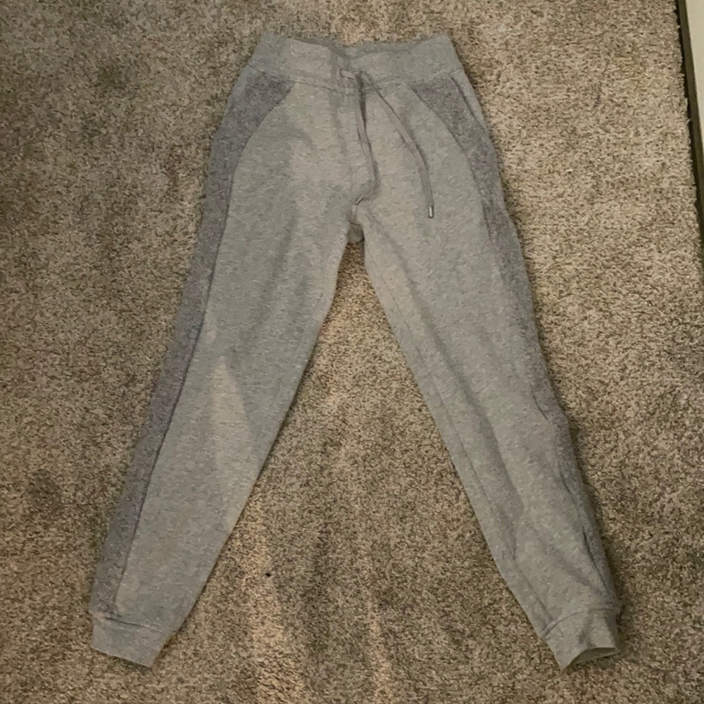 Lululemon Fleece Grey Sweatpants, Size 4